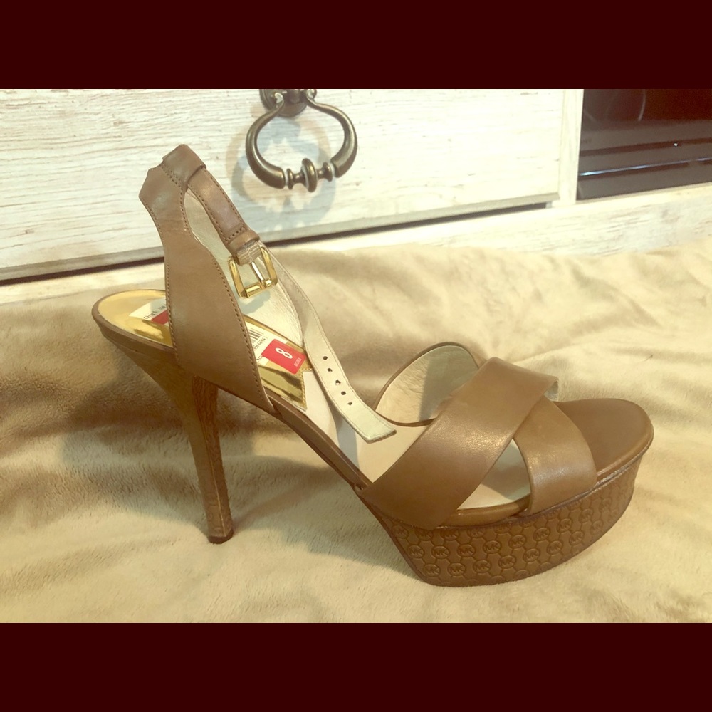 New Michael Kors Gideon Sandal